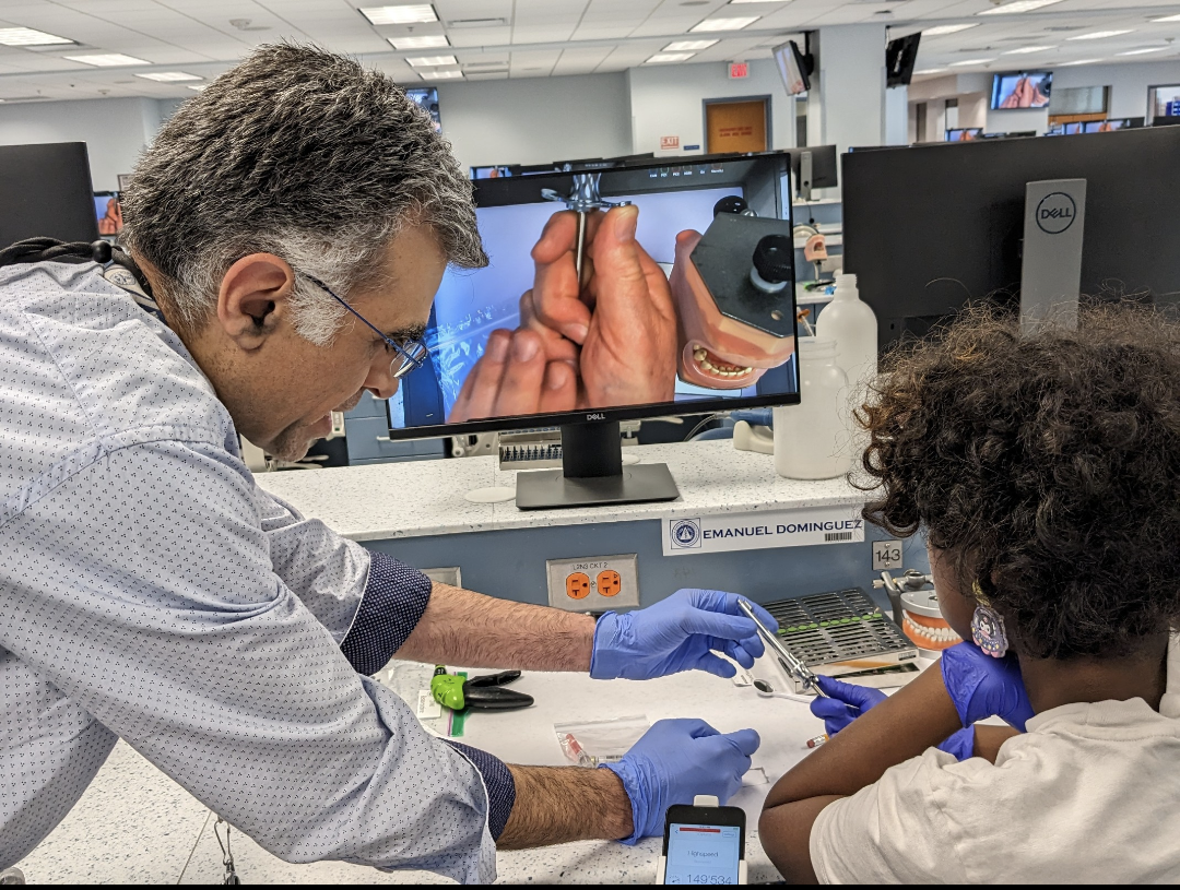 High School Students Experience Aspects of Dentistry with Midwestern University Students