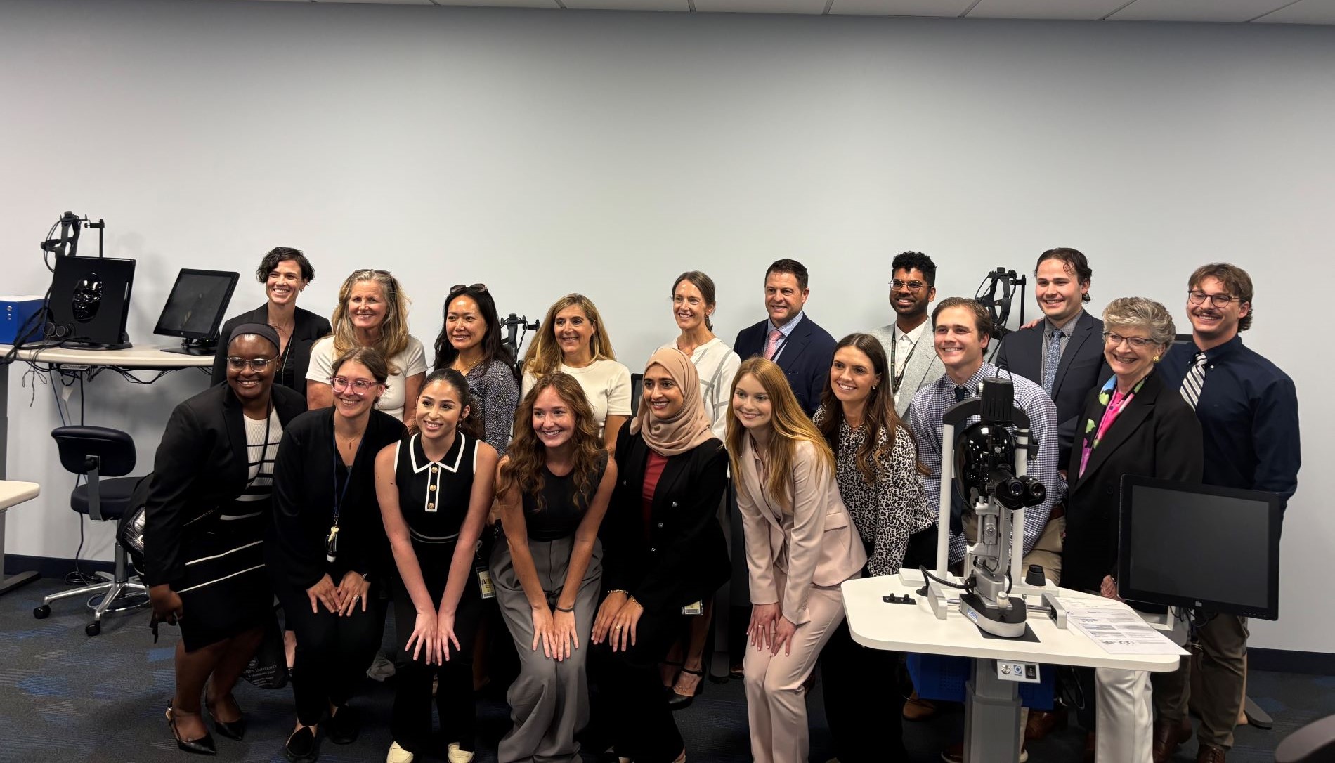 Illinois Legislators Visit Midwestern's Downers Grove Campus ...