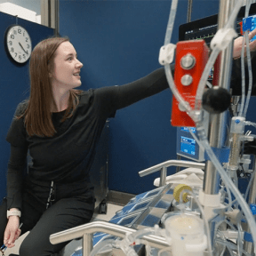 Emily Breen working in the perfusion lab.