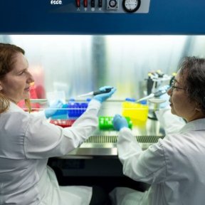 Dr. Jentarra in research lab