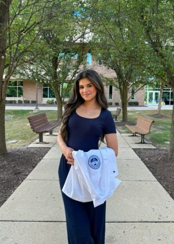 Zaina Ahmed stands outside on the Downers Grove Campus