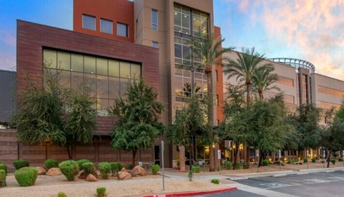 Exterior of Omni Dermatology in Glendale, Arizona.