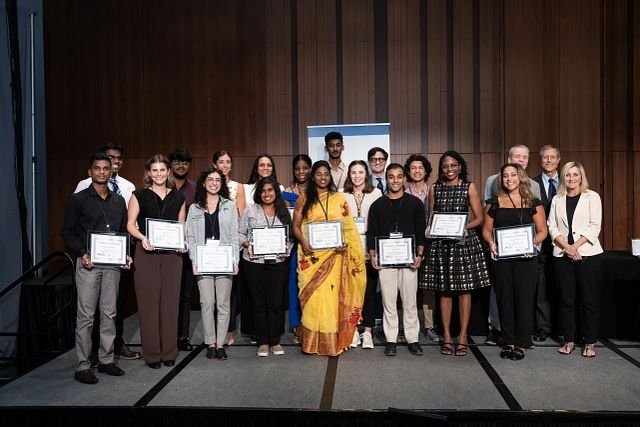 Arjun with fellow scholarship recipients 
