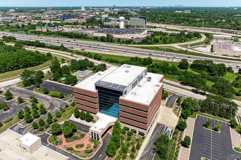 Aerial view of the Midwestern University Clinics in Downers Grove, IL.