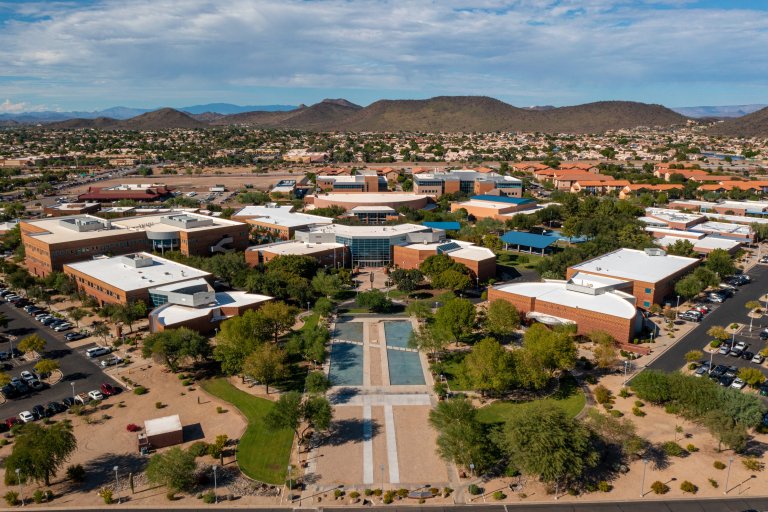 Aerial view of the Midwestern University Glendale, AZ campus.